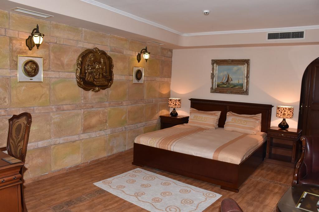 Boutique Hotel Boris Palace & Restaurant プロヴディフ エクステリア 写真