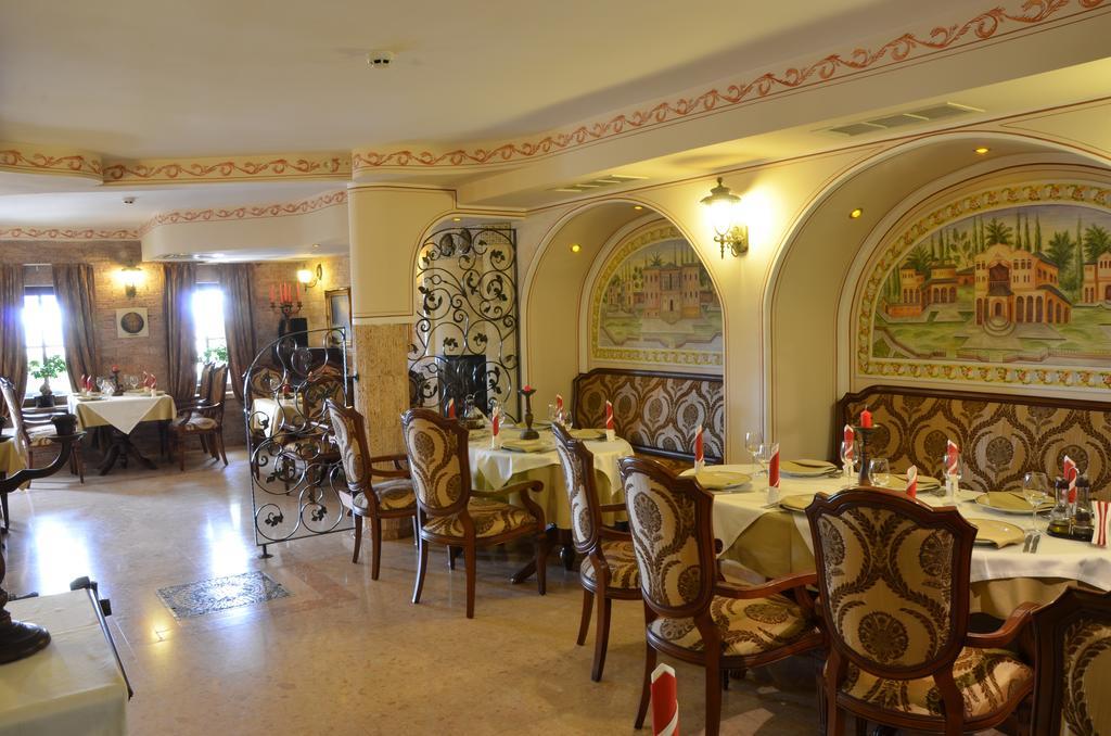 Boutique Hotel Boris Palace & Restaurant プロヴディフ エクステリア 写真