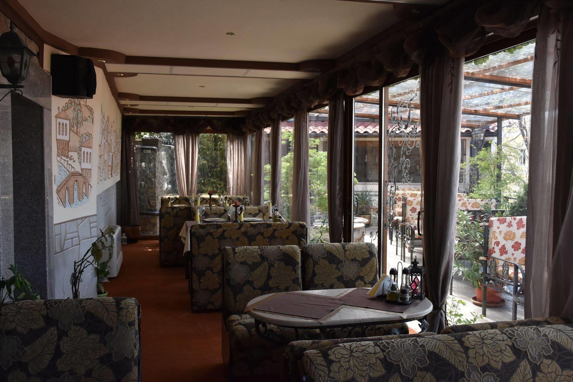 Boutique Hotel Boris Palace & Restaurant プロヴディフ エクステリア 写真